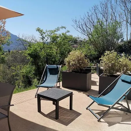 Chez Perle A Levie, Entier De Type T4 Appartement Levie