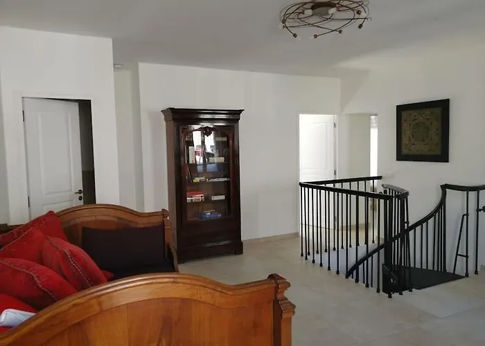 Apartment Chez Perle A Levie, Entier De Type T4 Levie