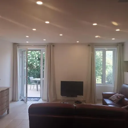 Διαμέρισμα Chez Perle A Levie, Entier De Type T4