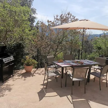 Chez Perle A Levie, Entier De Type T4 *