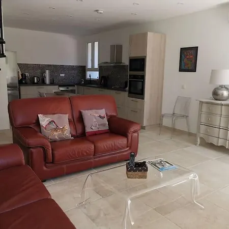 Apartment Chez Perle A Levie, Entier De Type T4 *