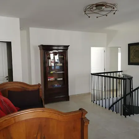Apartment Chez Perle A Levie, Entier De Type T4 Levie