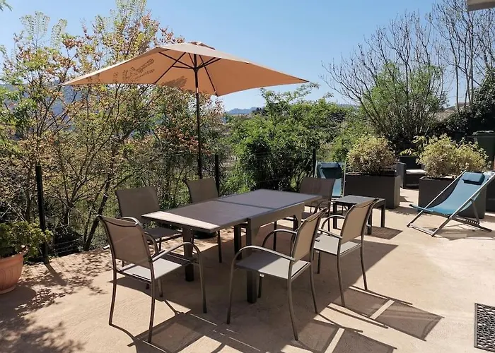 Appartement Chez Perle à Levie, Entier De Type T4